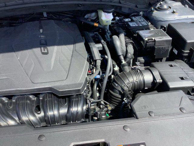 2025 Hyundai Tucson SE photo 16