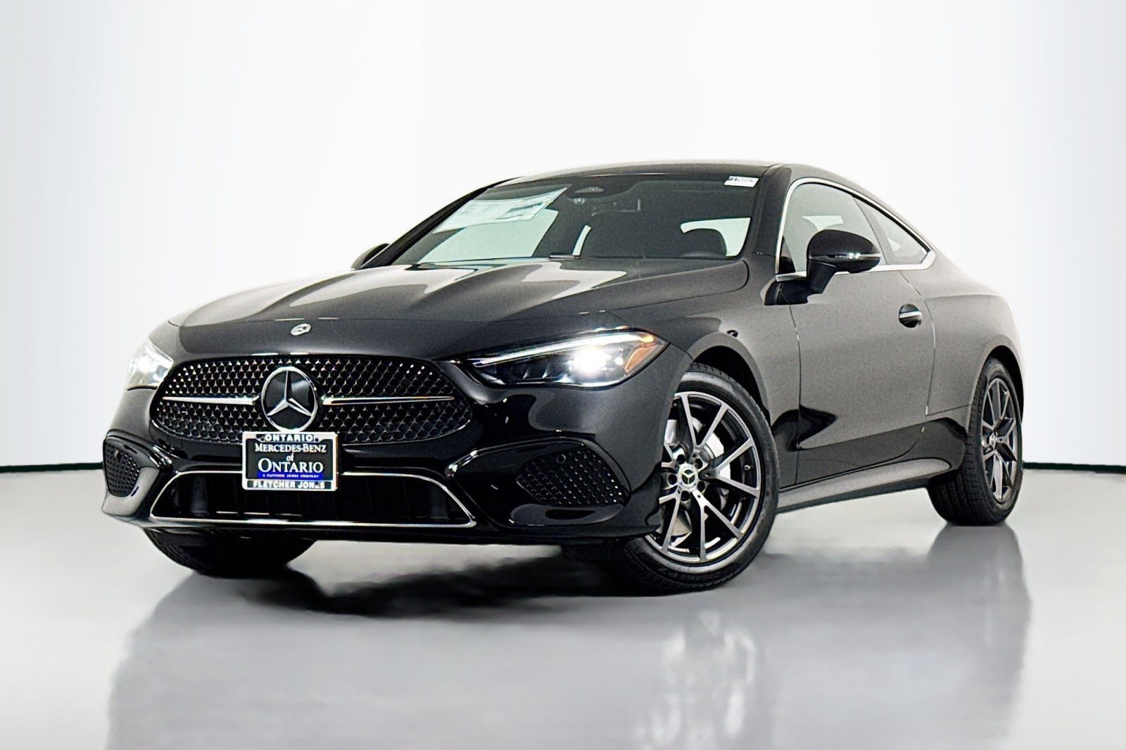 2026 Mercedes-Benz CLE CLE 300's photo