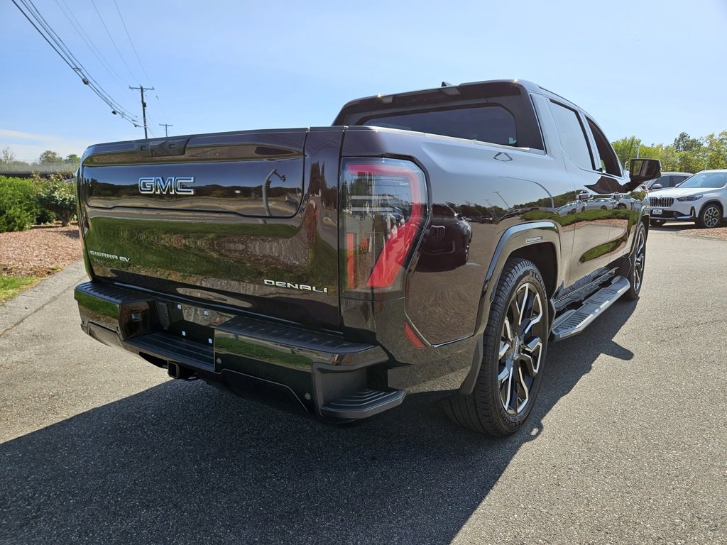 2025 Gmc Sierra EV Denali photo 5