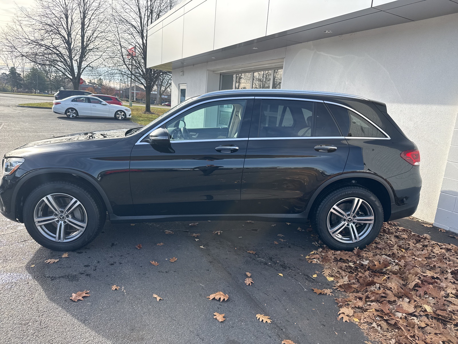 2022 Mercedes Benz GLC 300 4MATIC photo 2