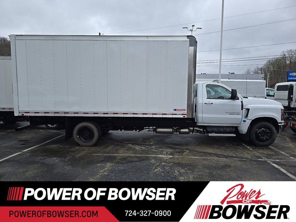 2024 Chevrolet Silverado 5500HD Work Truck photo 2