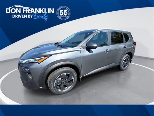 2026 Nissan Rogue SV's photo
