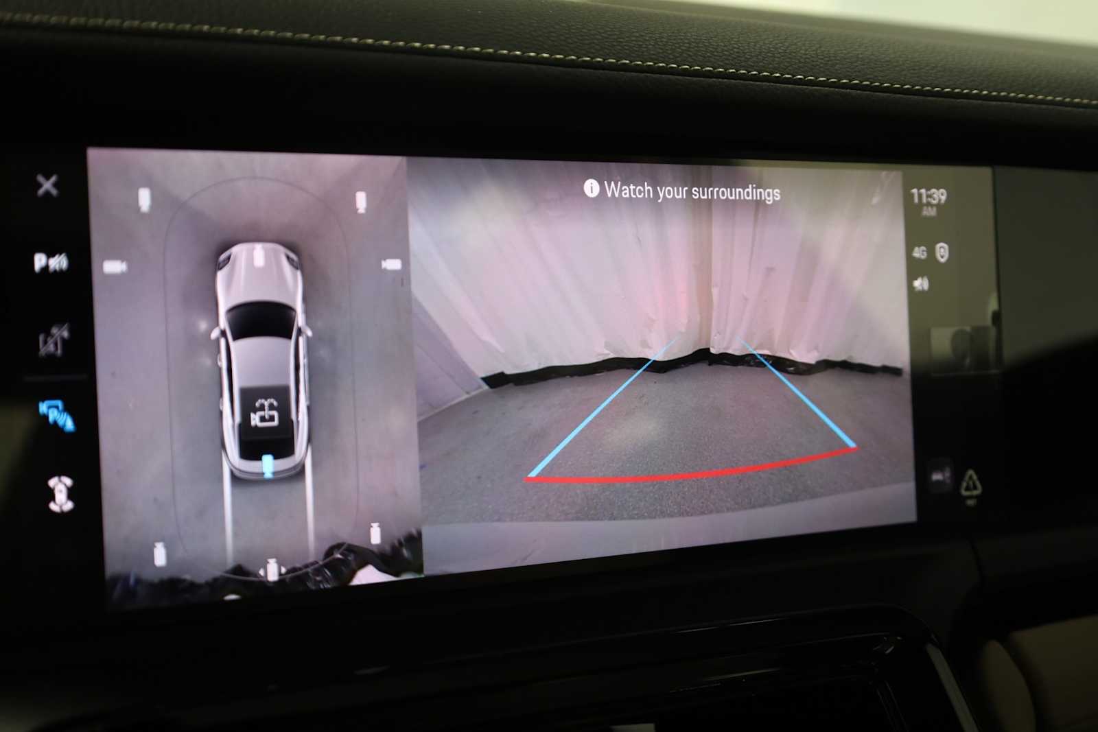 2025 Porsche Panamera 4 photo 26
