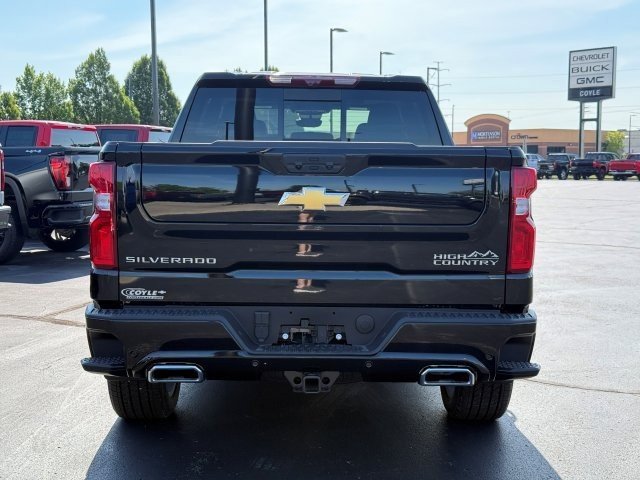 2025 Chevrolet Silverado 1500 High Country photo 5