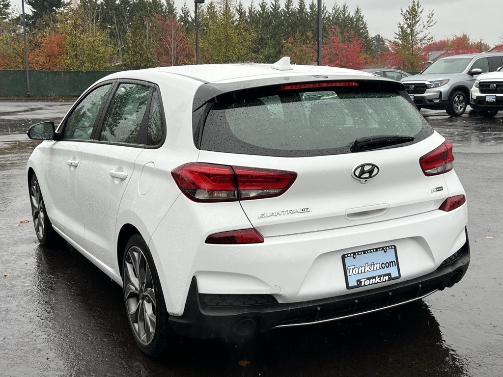 2020 Hyundai Elantra GT N Line photo 4