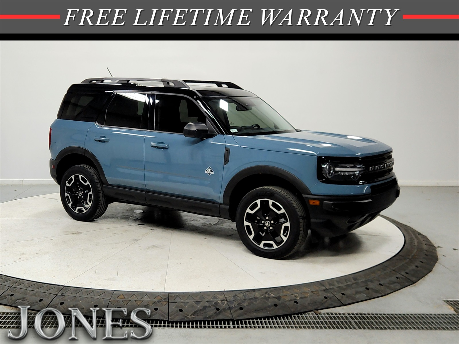 2022 Ford Bronco Sport Outer Banks's photo