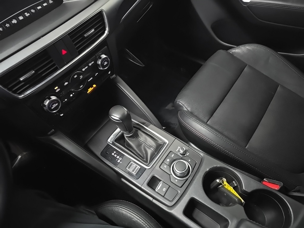 2016 Mazda CX-5 Grand Touring photo 24