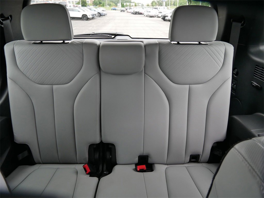 2024 Hyundai Palisade SEL photo 8