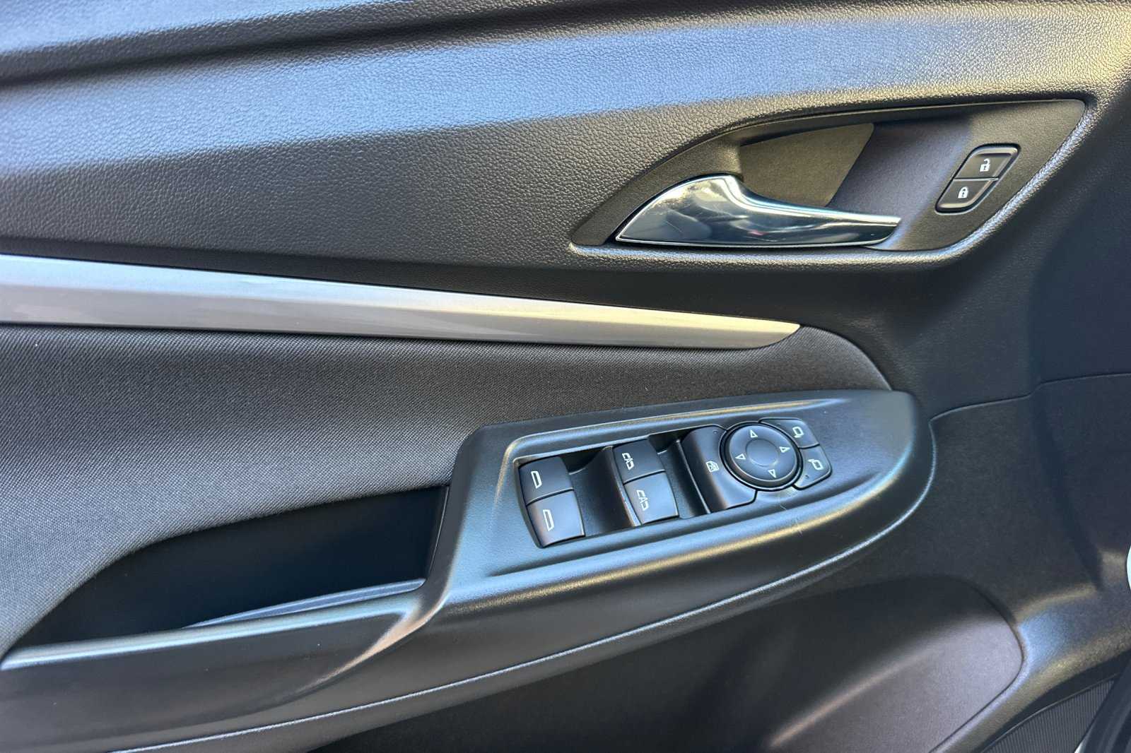 2023 Chevrolet Bolt EUV photo 9