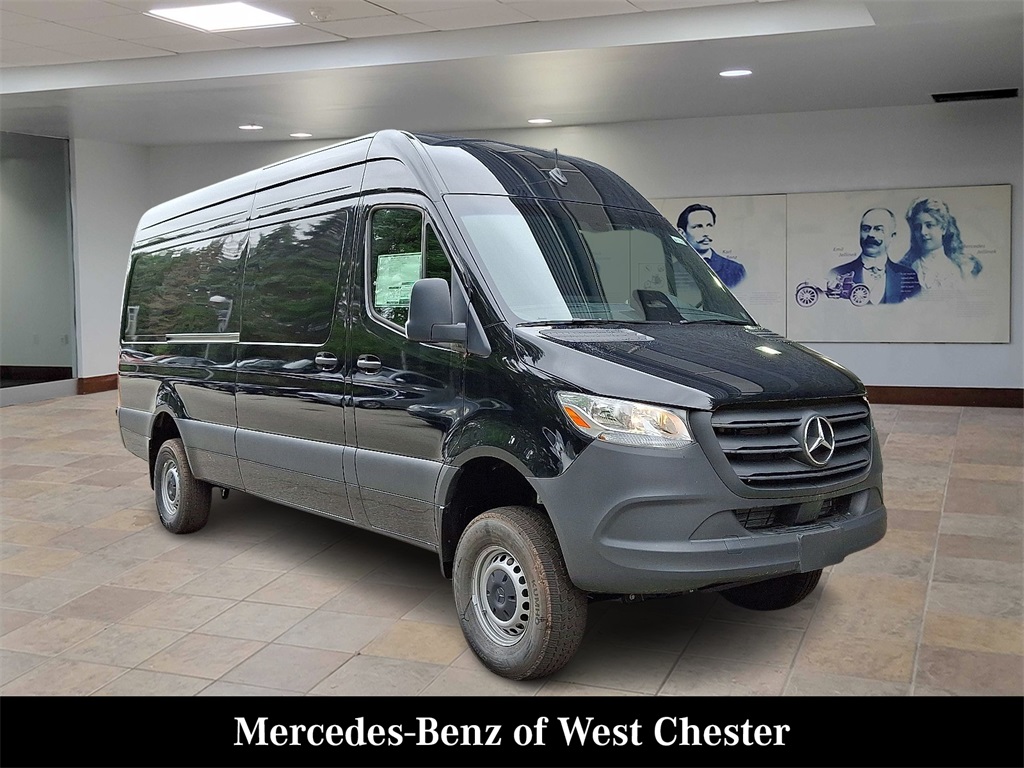 2025 Mercedes-Benz Sprinter Cargo Van Base's photo