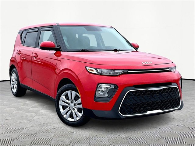 2022 Kia Soul LX's photo