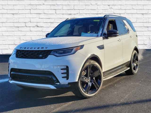 2025 Land Rover Discovery Dynamic SE's photo