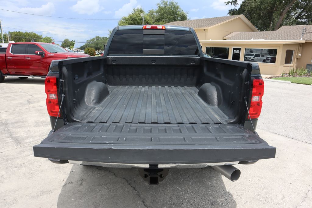 2019 Chevrolet Silverado 2500HD LTZ photo 21
