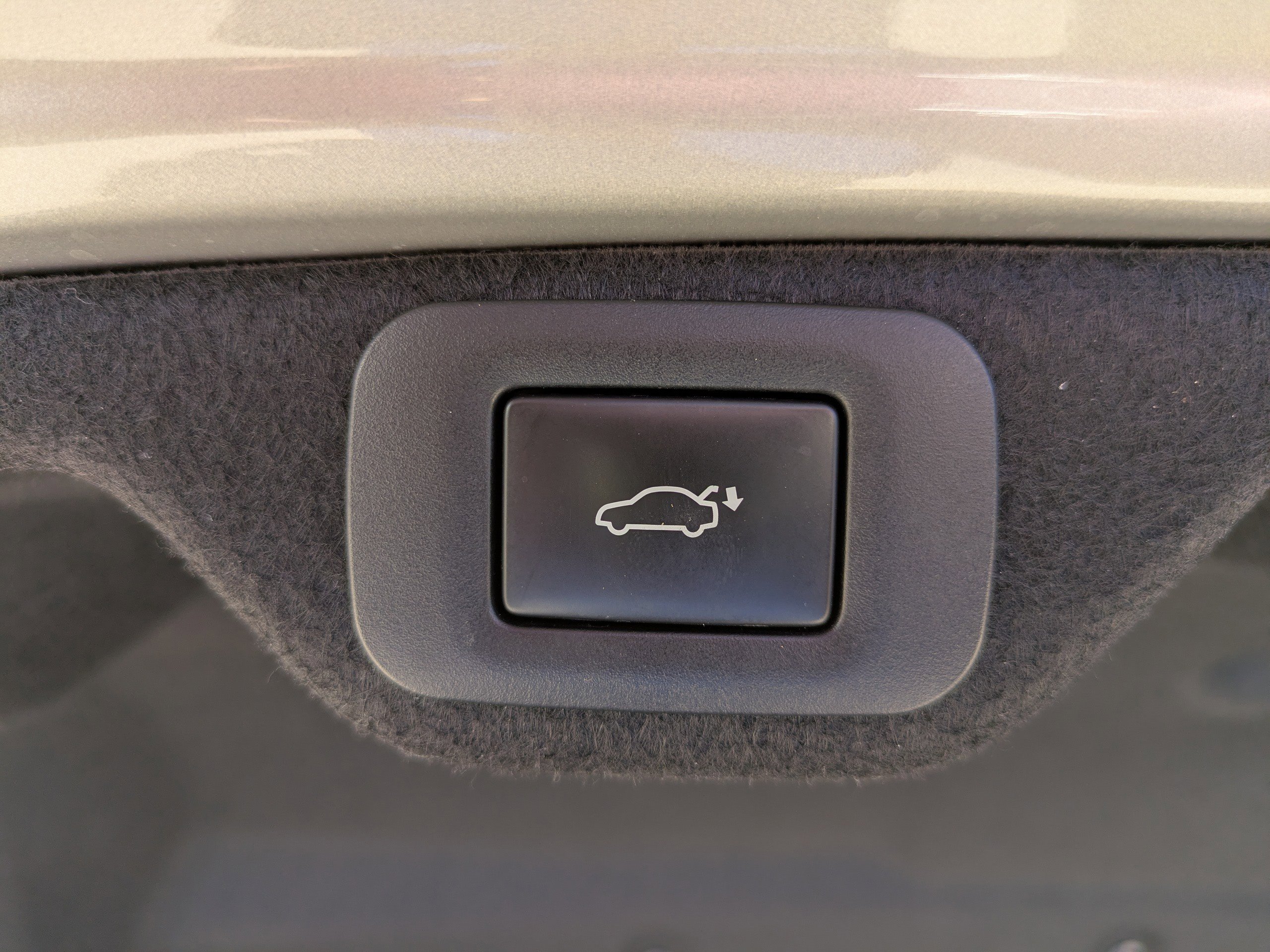 2021 Lexus ES 300h photo 16