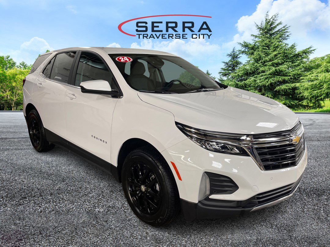 2024 Chevrolet Equinox LT photo 3