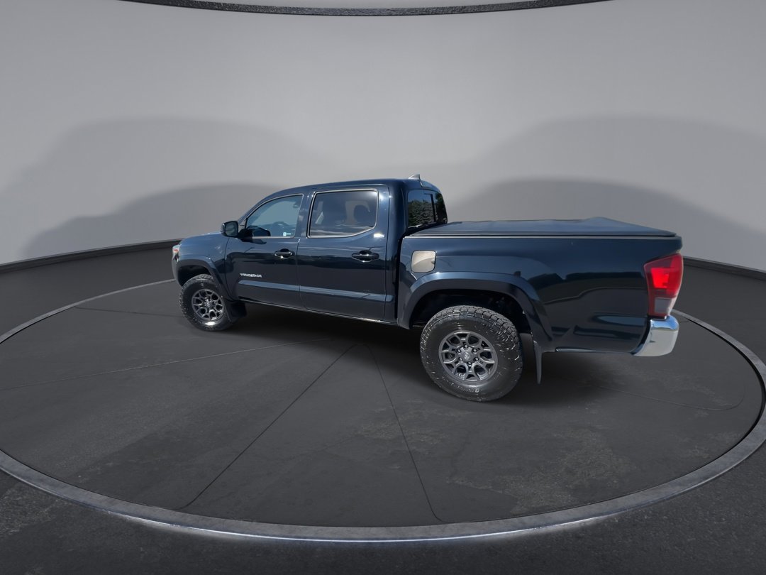 2018 Toyota Tacoma V6 SR5 4x4 photo 4