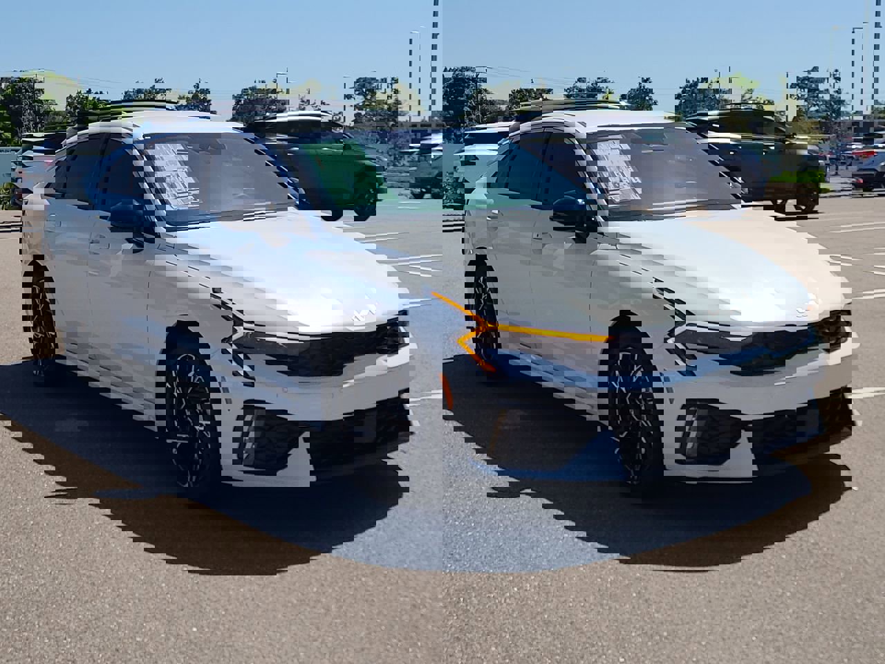 2026 Kia K5 GT-Line photo 3