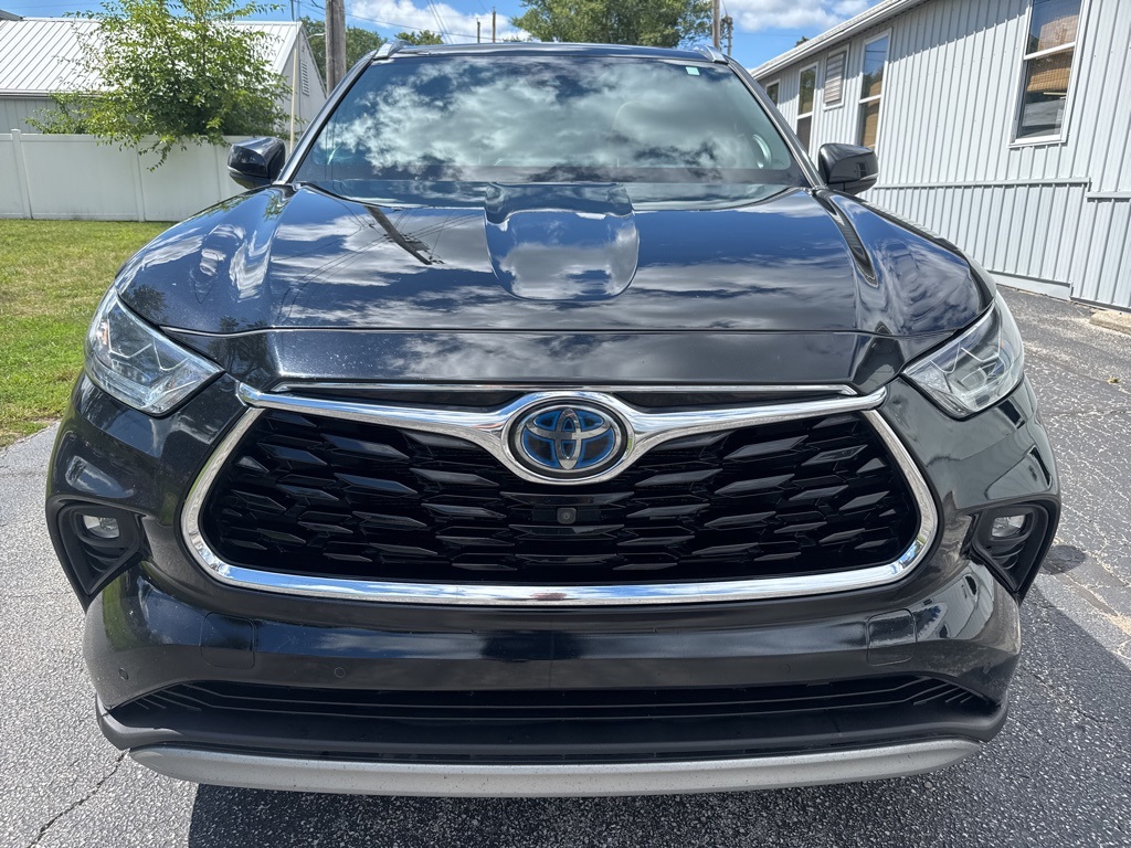 2020 Toyota Highlander Hybrid Platinum photo 2