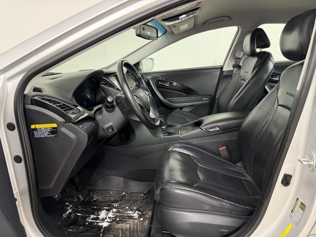 2016 Hyundai Azera Base photo 2