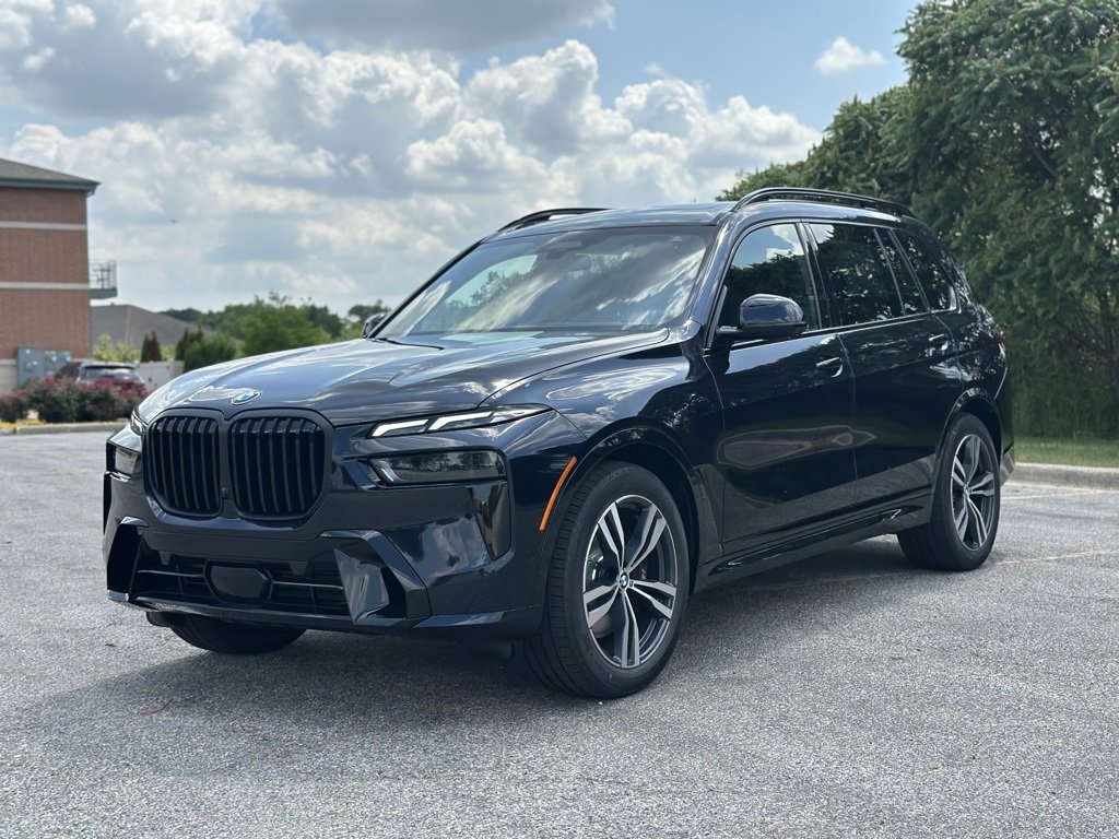 New 2026 Carbon Black Metallic BMW xDrive40i image 3