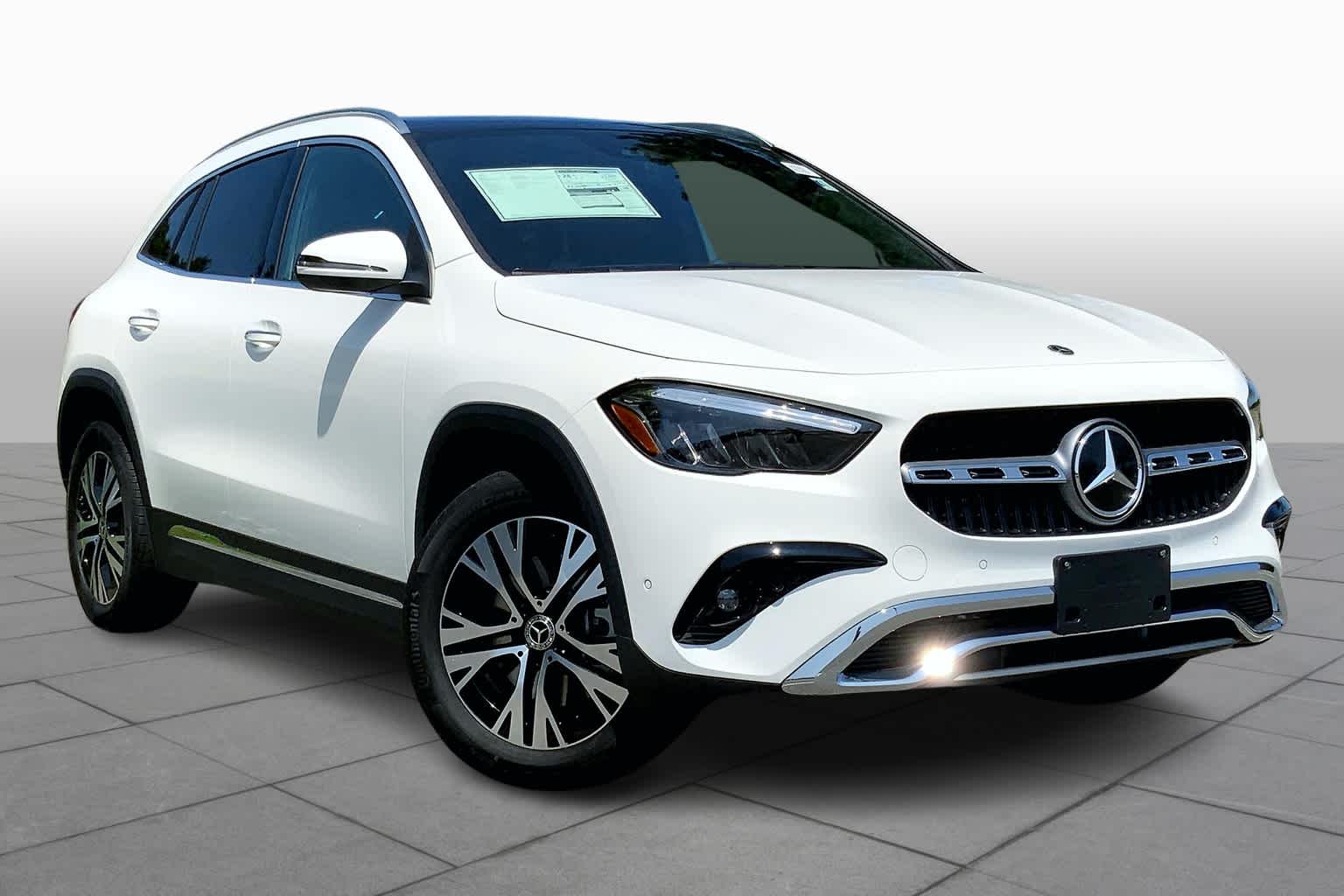 2025 Mercedes Benz GLA 250 4MATIC photo 2