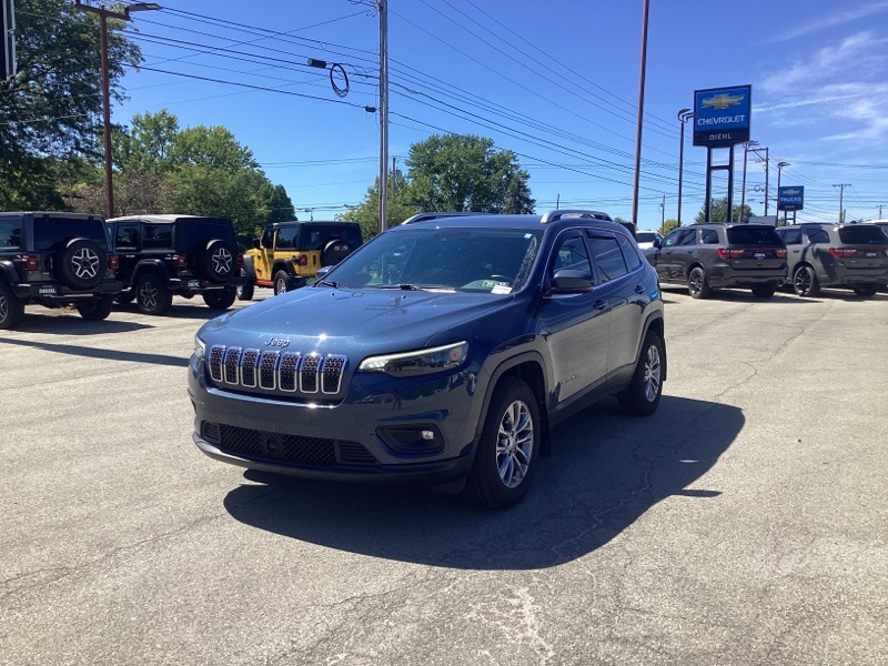 2021 Jeep Cherokee Latitude Lux photo 3