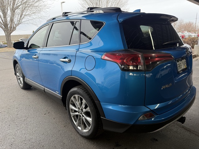 2018 Toyota RAV4 Hybrid Limited photo 2