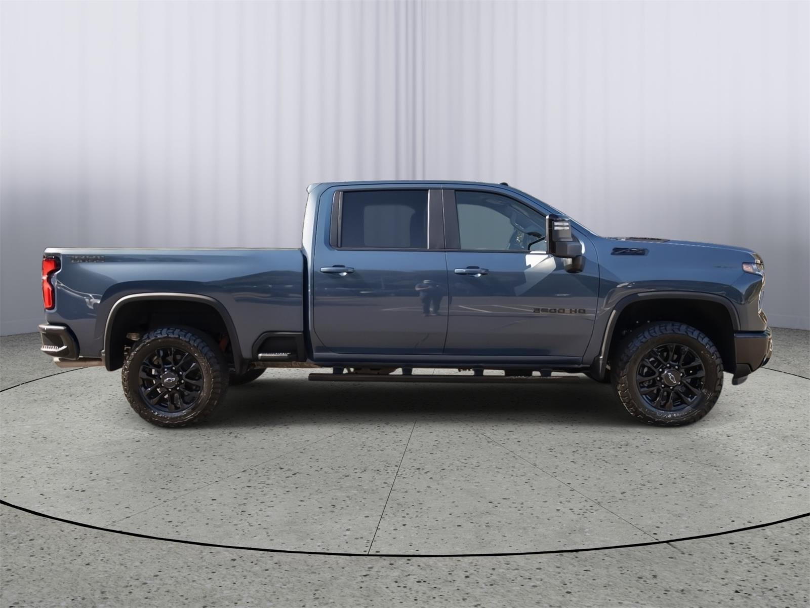 2026 Chevrolet Silverado LT photo 9
