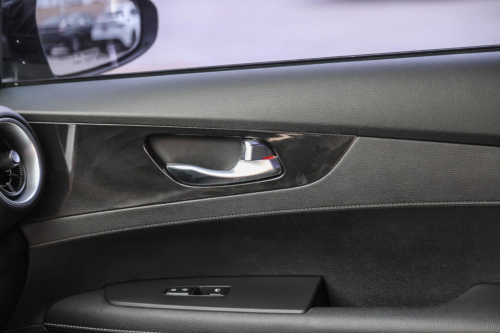 2023 Kia Forte GT-Line photo 19