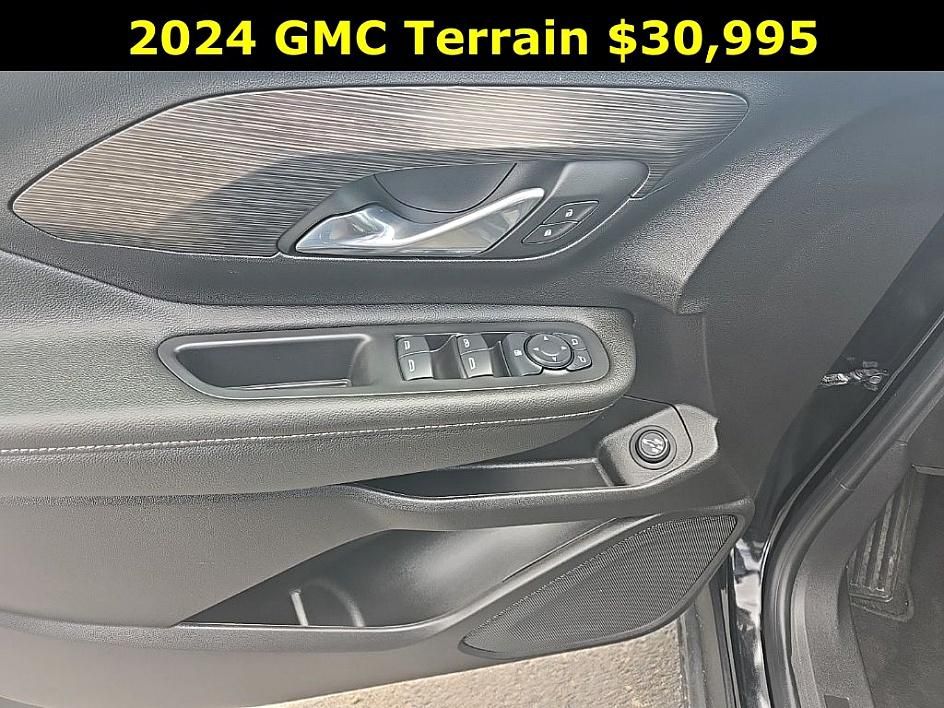 2024 Gmc Terrain SLE photo 10