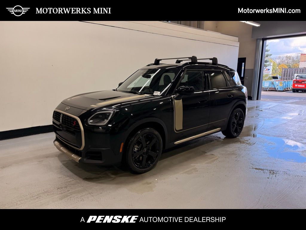 2025 MINI Countryman S's photo