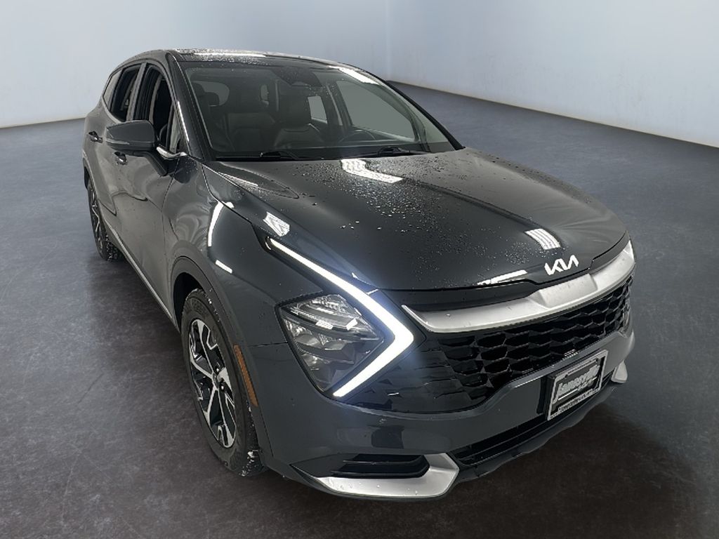 2023 Kia Sportage EX's photo