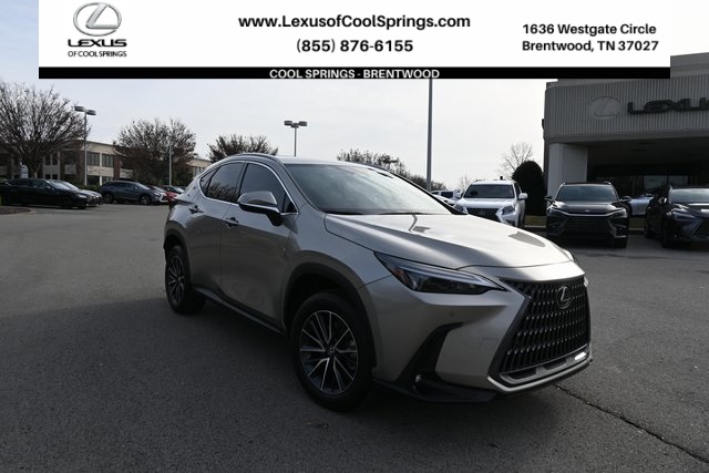 2025 Lexus NX 250's photo