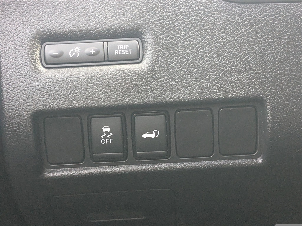 2017 Nissan Murano SL photo 23