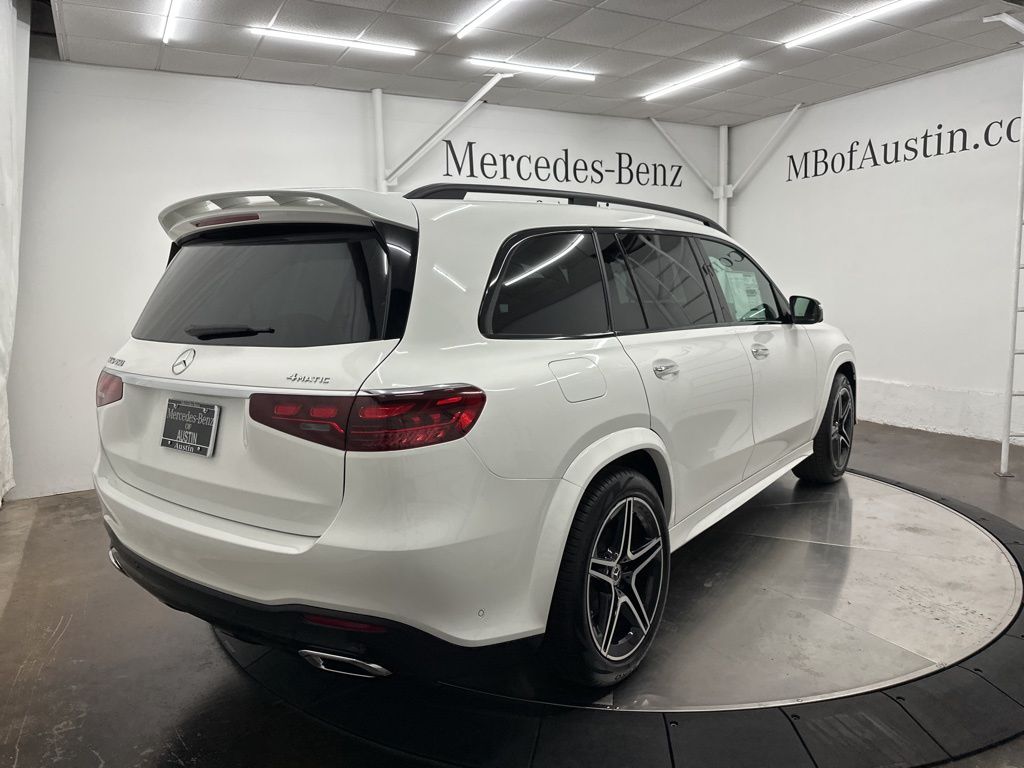 2026 Mercedes Benz GLS 450 4MATIC photo 6