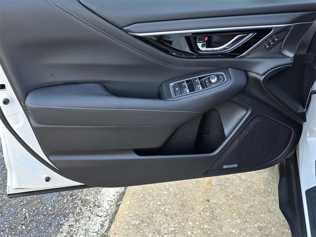 2023 Subaru Outback Touring XT photo 34