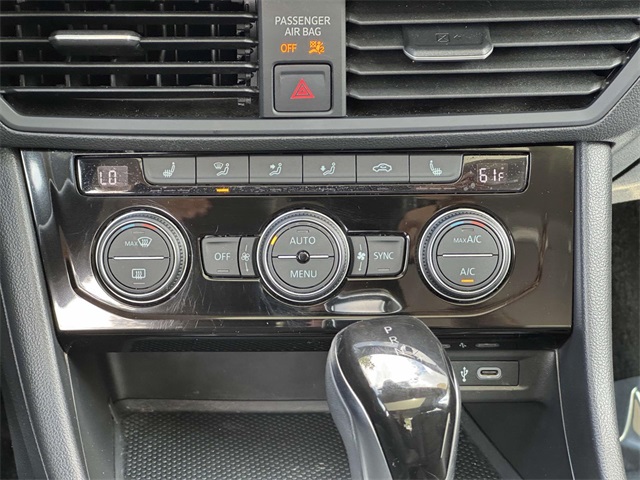 2024 Volkswagen Jetta 1.5T SE photo 10