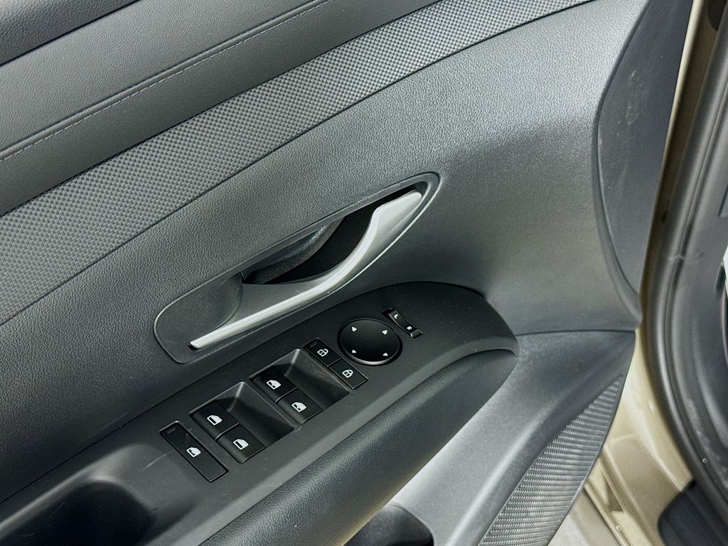 2025 Hyundai Tucson Hybrid Blue photo 15