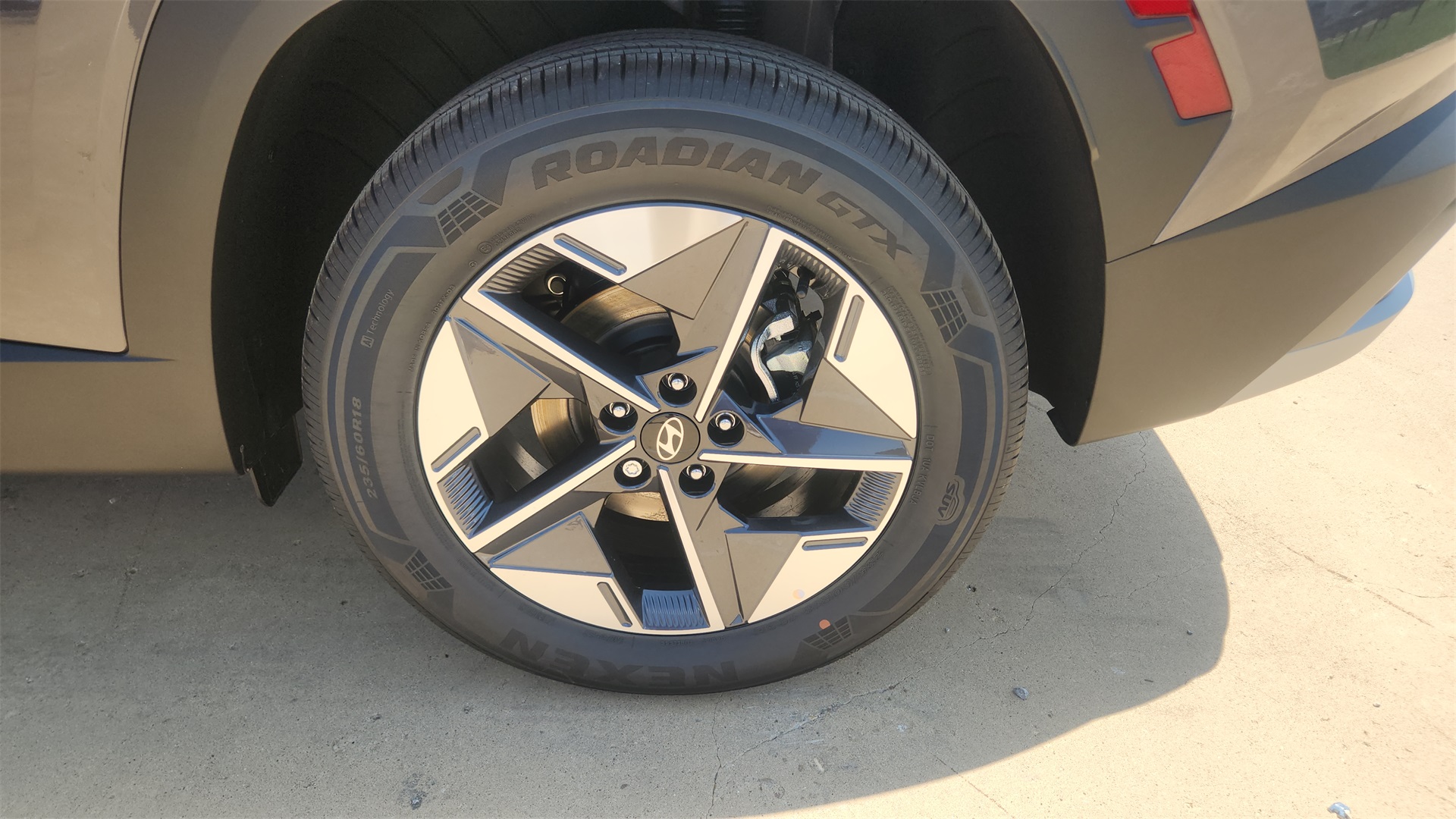 2025 Hyundai Tucson Hybrid SEL Convenience photo 23