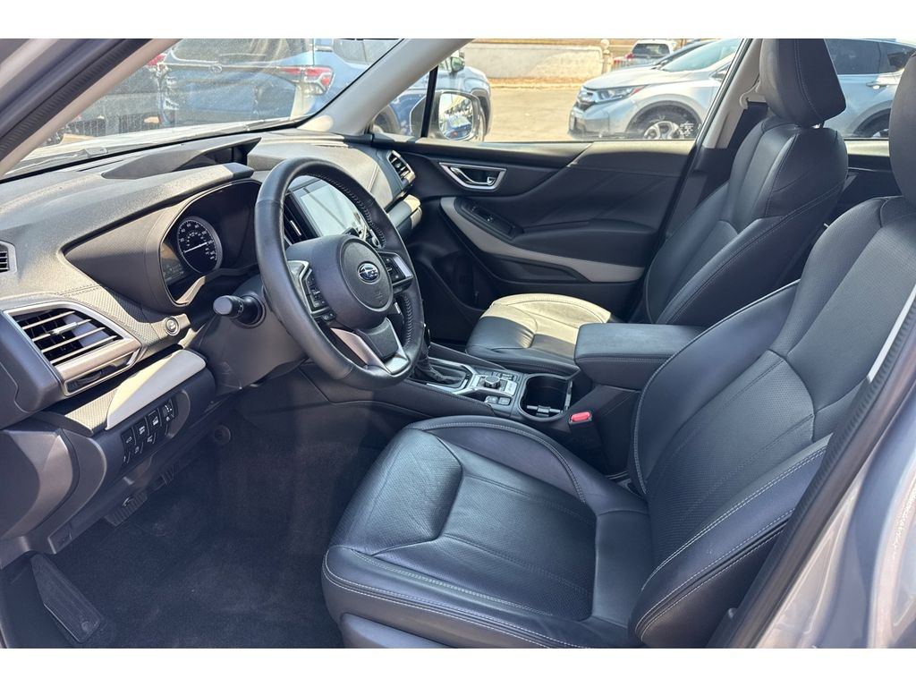 2022 Subaru Forester Limited photo 10