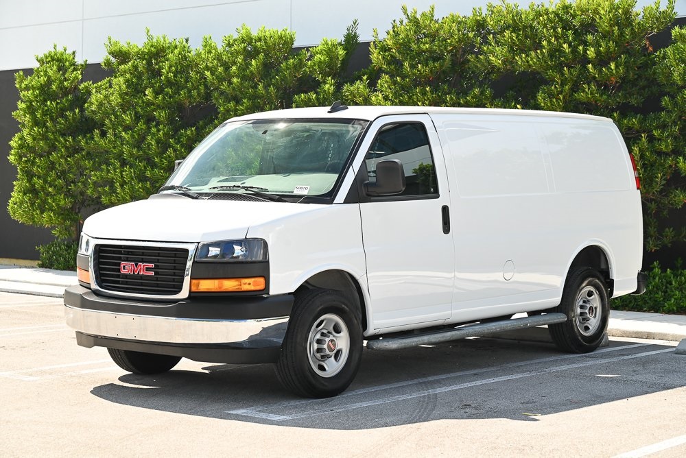 2024 GMC Savana Cargo Work Van's photo