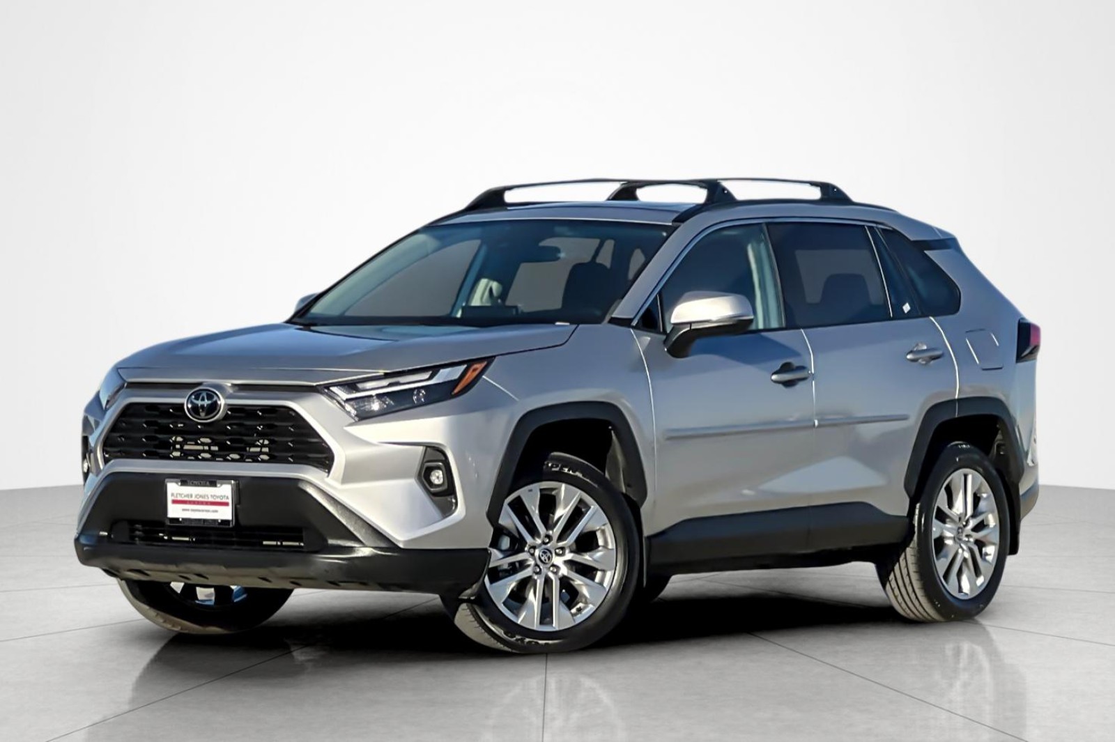2024 Toyota RAV4 XLE Premium's photo