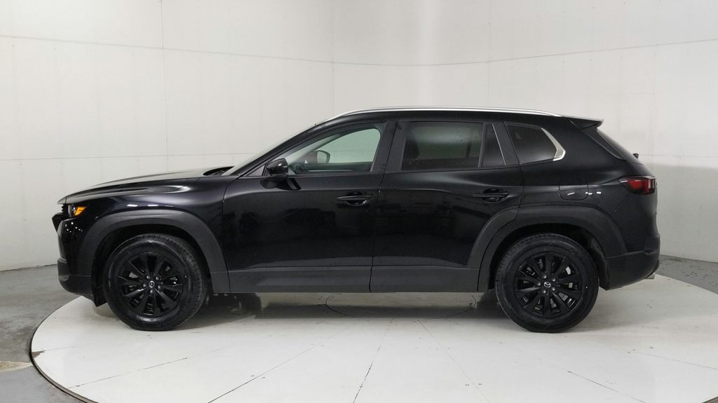 2023 Mazda CX-50 2.5 Preferred Plus photo 3