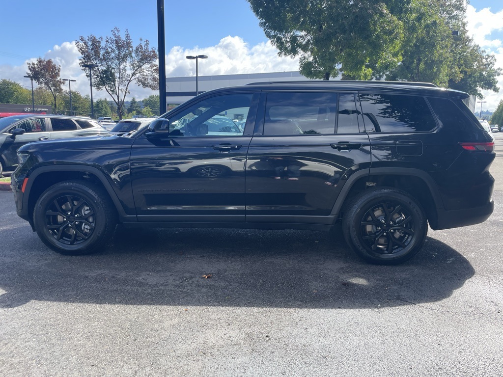 2024 Jeep Grand Cherokee Altitude photo 7