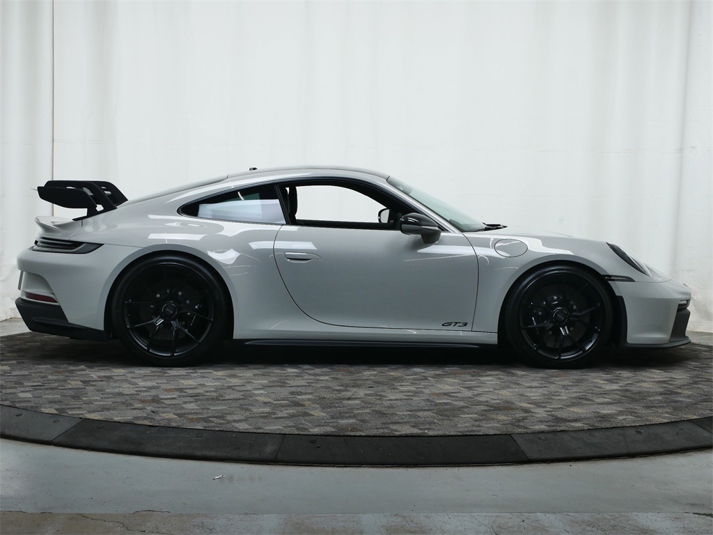 2024 Porsche 911 GT3 photo 8