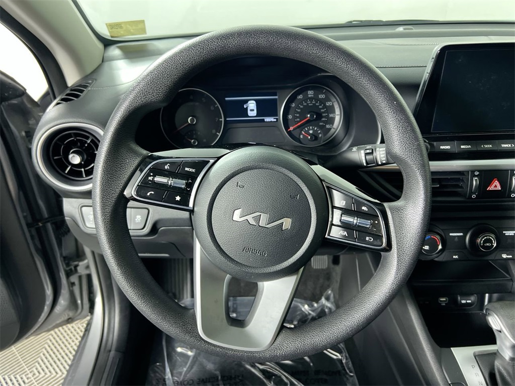 2023 Kia Forte LXS photo 15