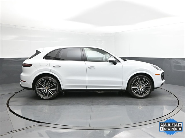 2023 Porsche Cayenne Base photo 24