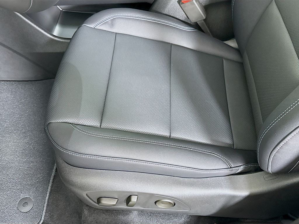 2026 Chevrolet Traverse 1LT photo 18
