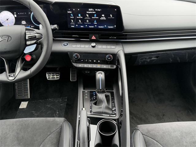 2025 Hyundai Elantra N Base photo 18