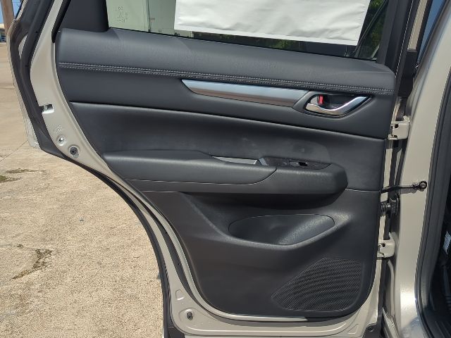 2025 Mazda CX-5 2.5 S Preferred photo 8